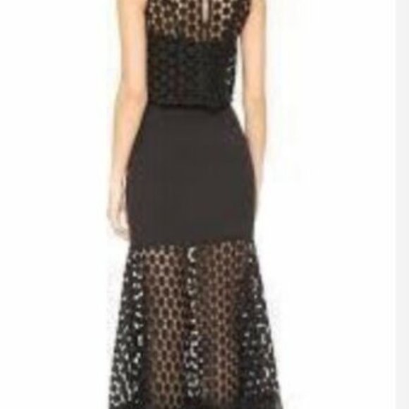 Nicholas the Label Geo Lace Two Layered Gown - Picture 3 of 6